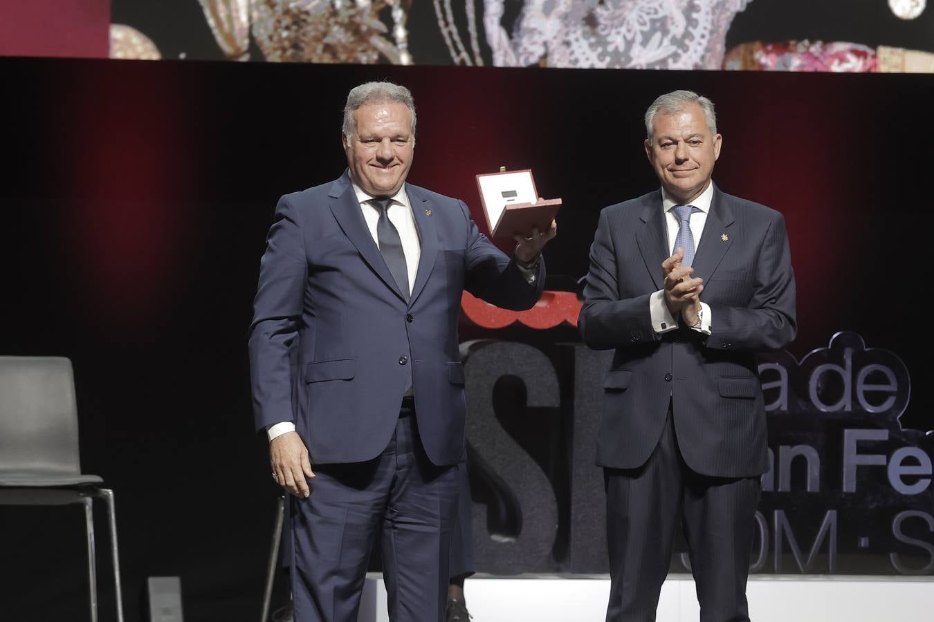 Fibes acogió este jueves las entregas de las Medallas de la Ciudad de Sevilla 2024