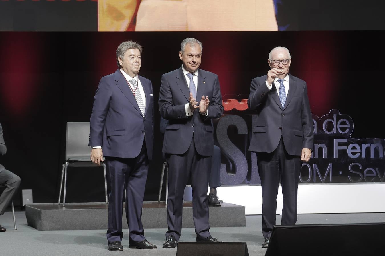 Fibes acogió este jueves las entregas de las Medallas de la Ciudad de Sevilla 2024