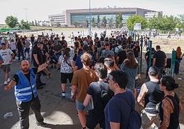 Más de 19.500 viajeros usaron los autobuses de Tussam para ir al concierto de AC/DC