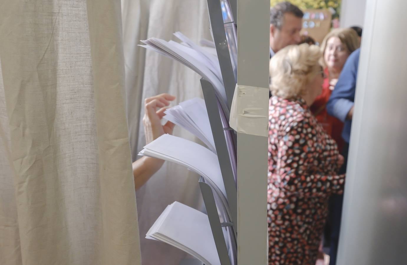 Ambiente tranquilo durante esta jornada electoral en Sevilla