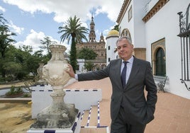 José Luis Sanz: «La Plaza de España dejará de ser un espacio emblemático si no ordenamos el turismo»