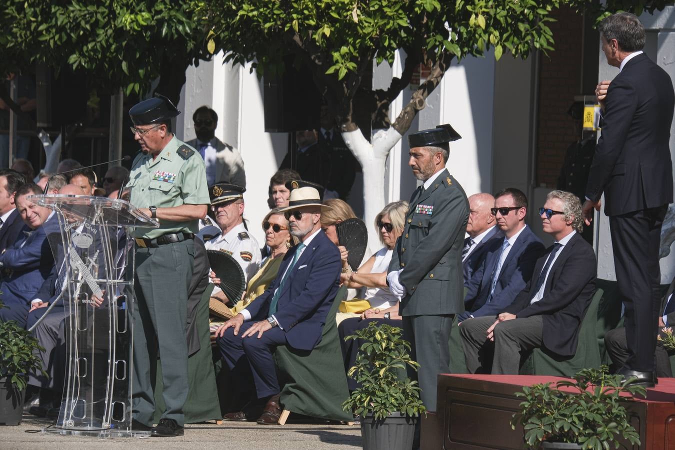 Toma de posesión del nuevo coronel jefe de la Guardia Civil