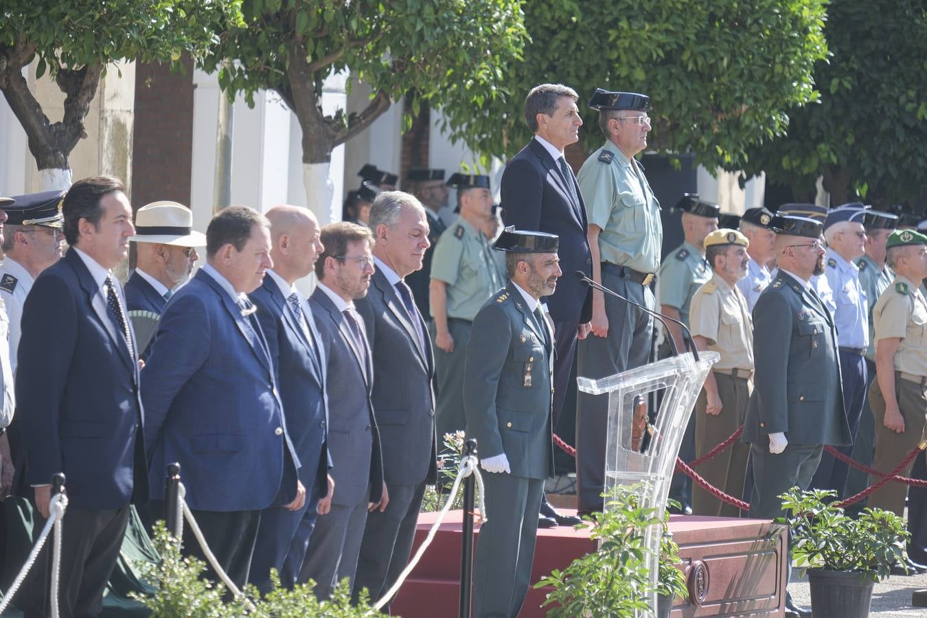 Toma de posesión del nuevo coronel jefe de la Guardia Civil