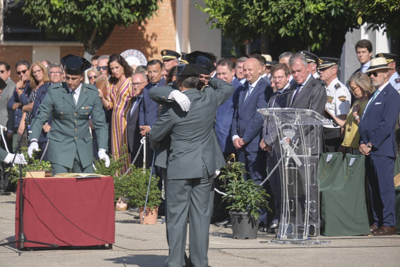 Toma de posesión del nuevo coronel jefe de la Guardia Civil