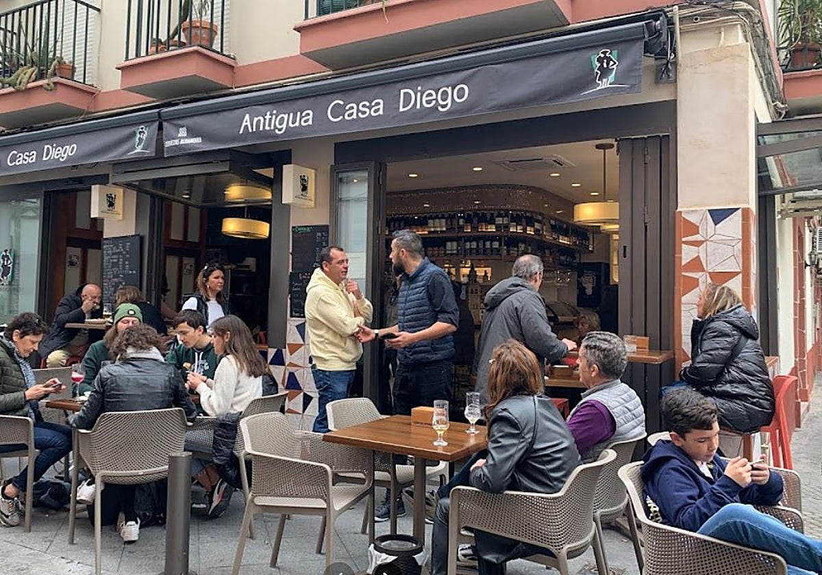 La Antigua Casa Diego, el bar que posee el singular tirador
