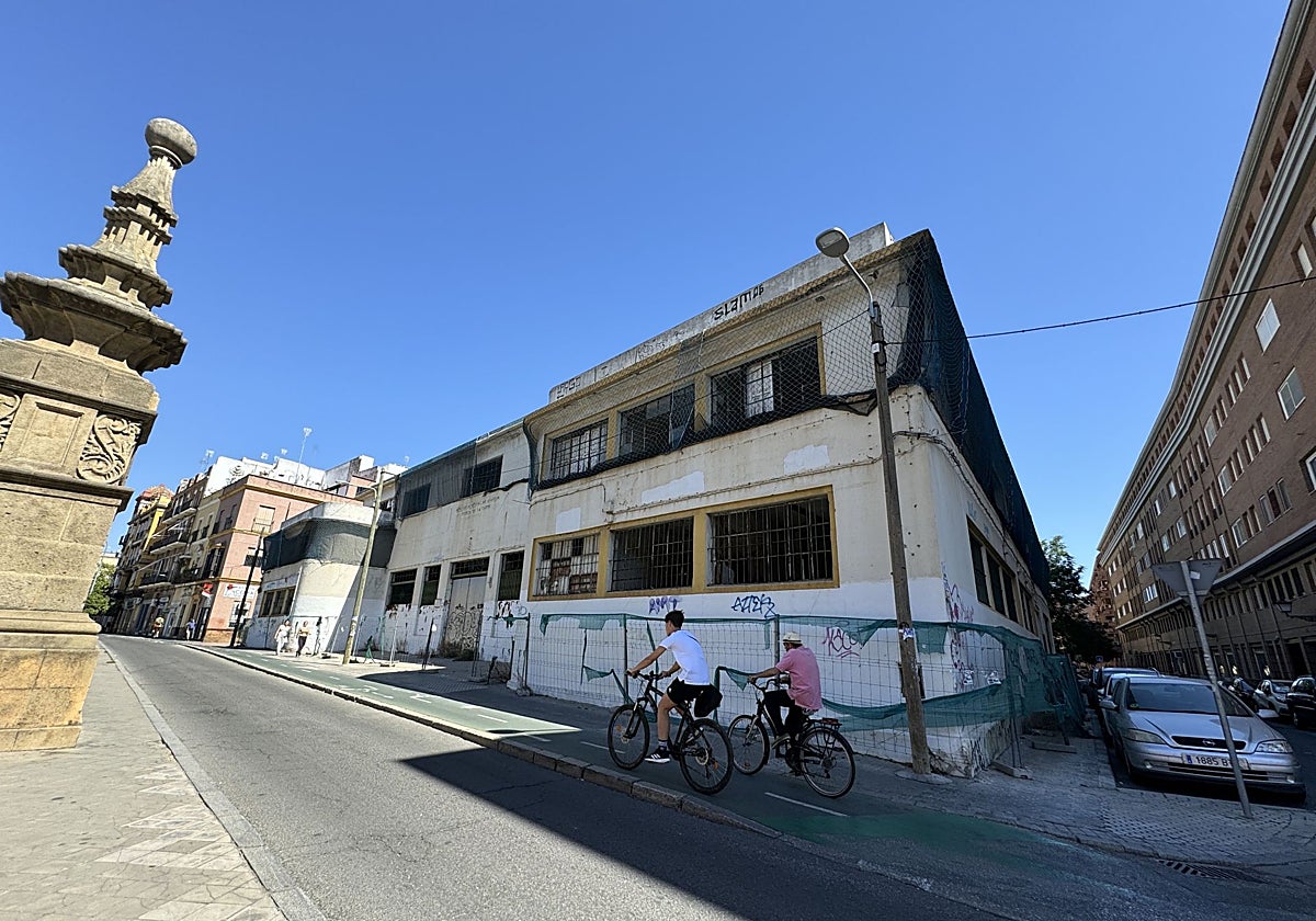 El Ayuntamiento definirá los usos del antiguo mercado cuando acaben las obras de emergencia