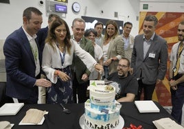 Ryanair celebra su pasajero número 30 millones en Sevilla y tendrá 57 rutas este verano