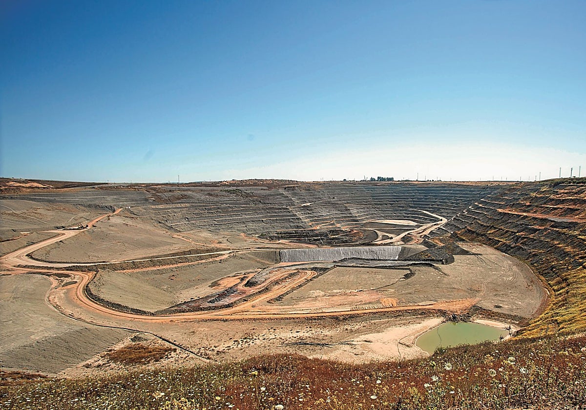 La apertura de la mina de Riotinto tardó casi diez años en ser autorizada, la de Masa Valverde solo dos