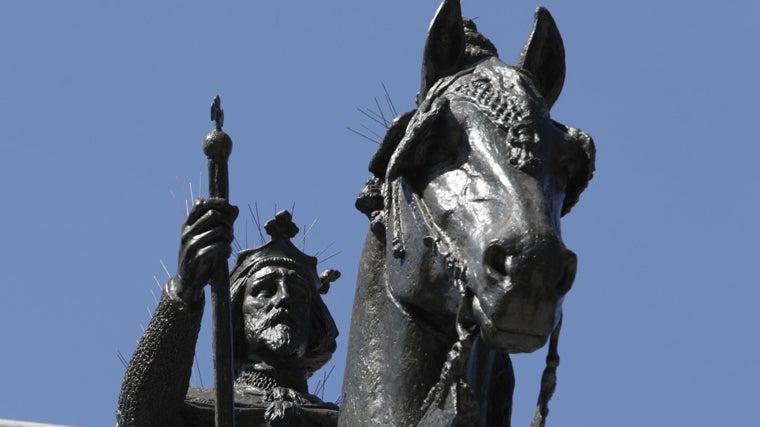 Detalle de la estatua del Rey Santo