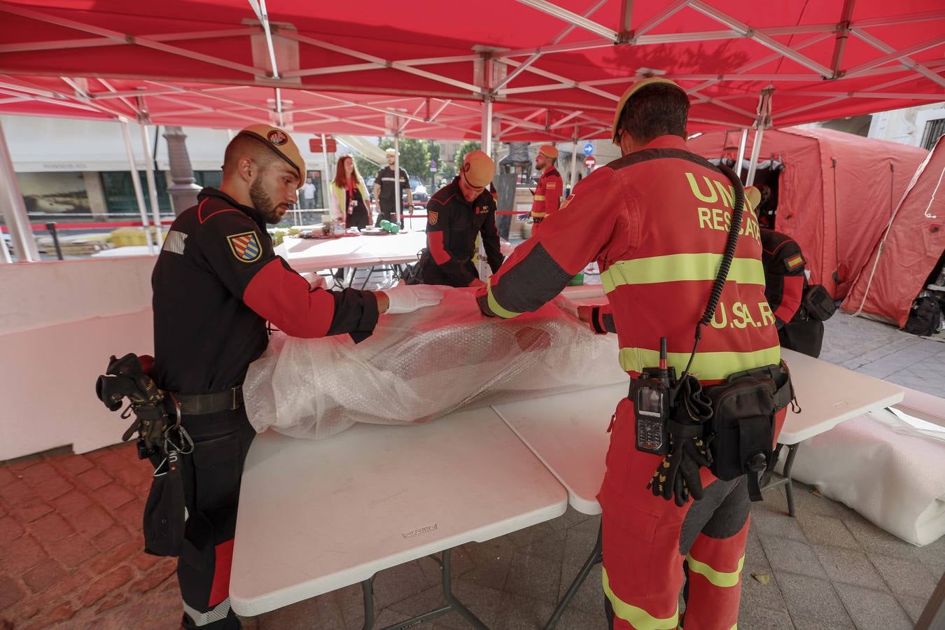 Simulacro de incendio en la Catedral a cargo del Batallón de Intervención en Emergencias II