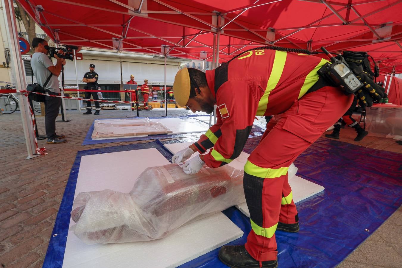 Simulacro de incendio en la Catedral a cargo del Batallón de Intervención en Emergencias II