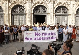 El alcalde de Sevilla pide a todos los que conozcan situaciones de violencia machista que lo denuncien