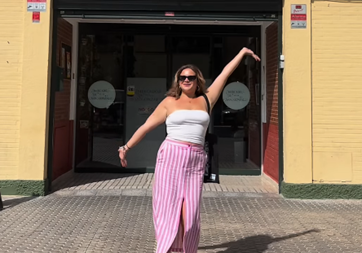 La actriz Carmen Orellana en uno de los momentos de su vídeo donde enseña el mercado