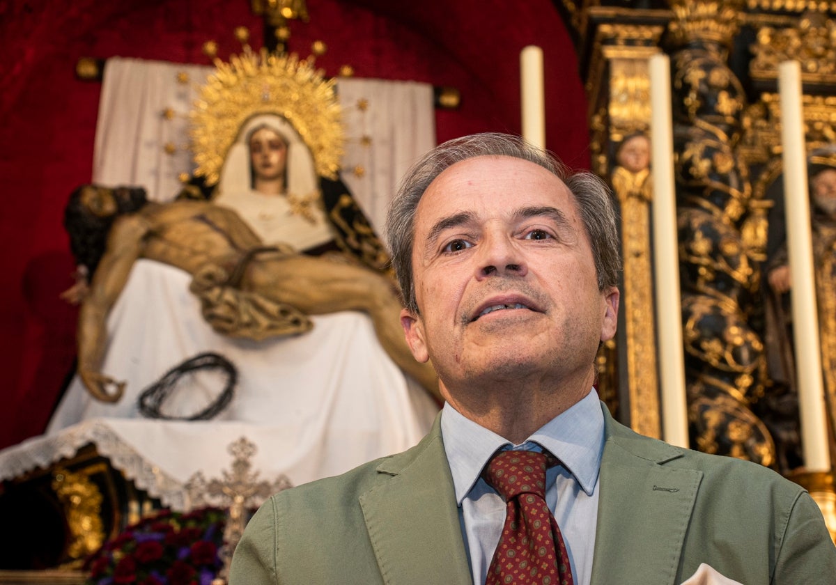 Ignacio Pérez Franco ante la Piedad