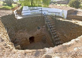 La Junta hará trabajo de adecuación en el entorno de la tumba de Postumio de la necrópolis romana de Carmona
