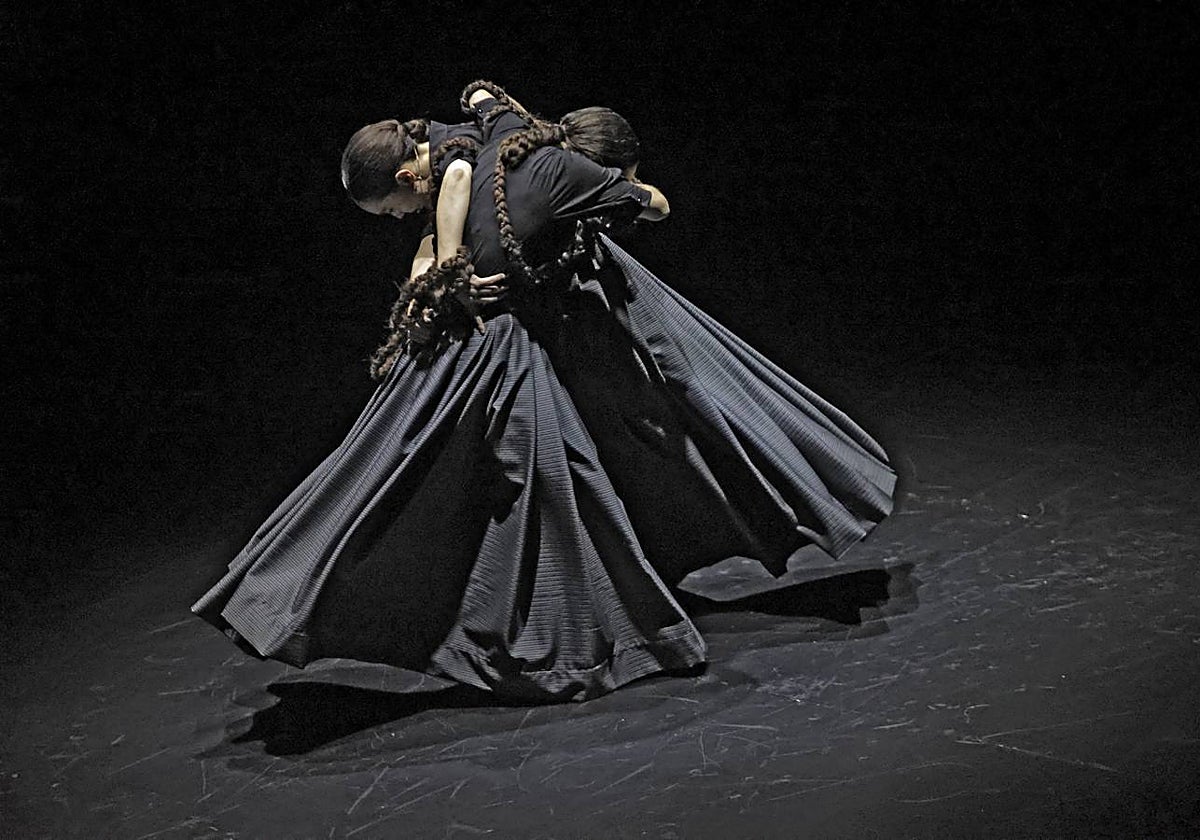 La dualidad, un concepto muy elaborado en el nuevo espectáculo de Florencia Oz