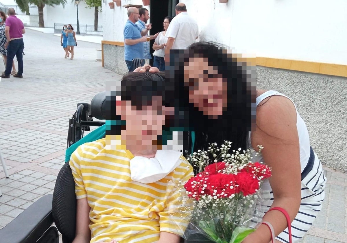 La madre de Morón de la Frontera que será juzgada por la Audiencia de Sevilla, junto al hijo con el que desapareció hace tres años y cuyo cuerpo nunca fue localizado