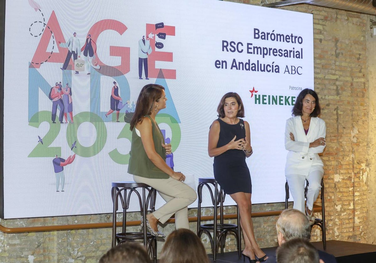 Isabel Aguilar, Rocío Blanco y Carmen Ponce