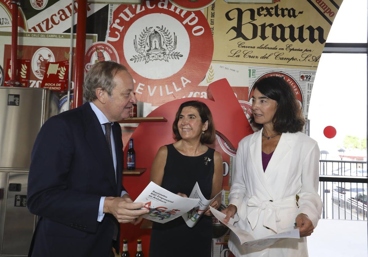 Álvaro Rodríguez Guitart, Rocío Blanco y Carmen Ponce