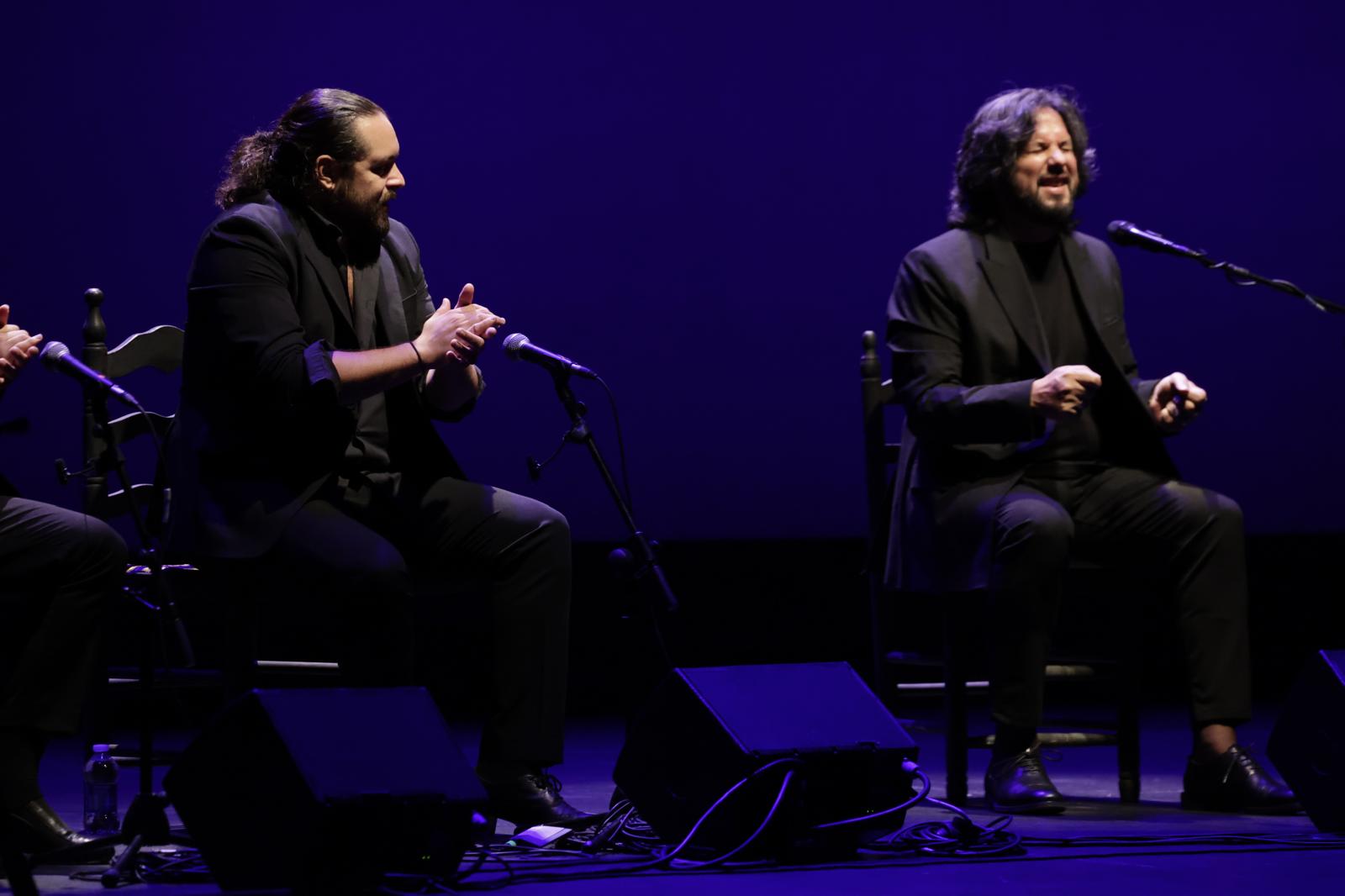 Momento de la actuación de El Turry & El Perrete dentro de la Bienal de Flamenco