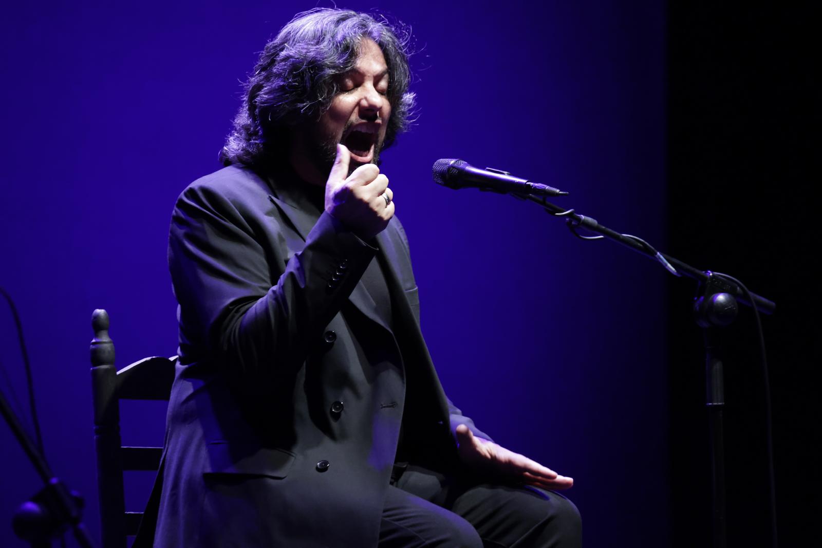 Momento de la actuación de El Turry & El Perrete dentro de la Bienal de Flamenco