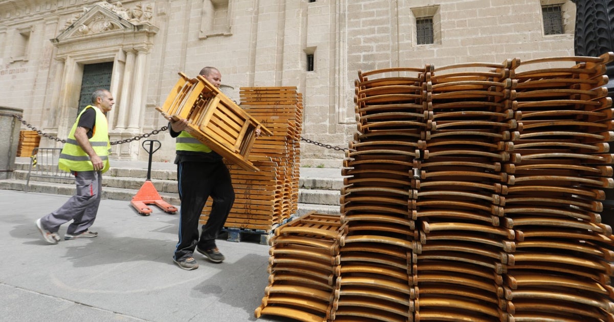 Venta de Sillas para la Gran Procesión del Congreso de Hermandades de Sevilla: Fecha y Precio por Confirmar