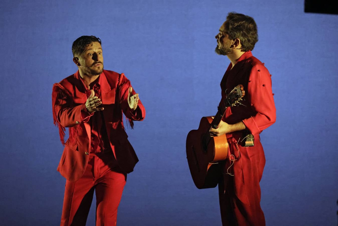David Palomar, durante un momento de su espectáculo 'Desamparao' en el Teatro Alameda de Sevilla