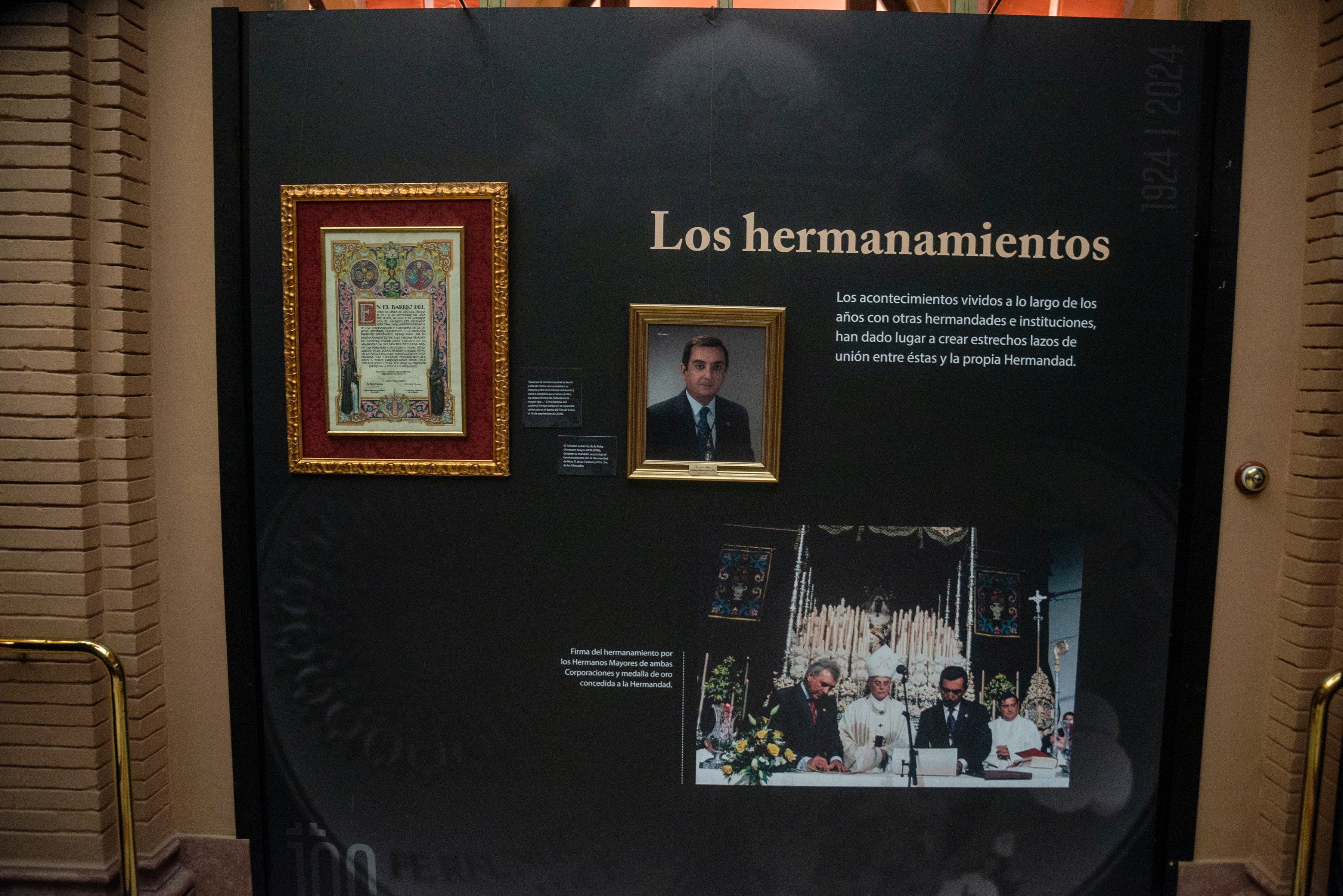 Detalles de la exposición del centenario de los Estudiantes