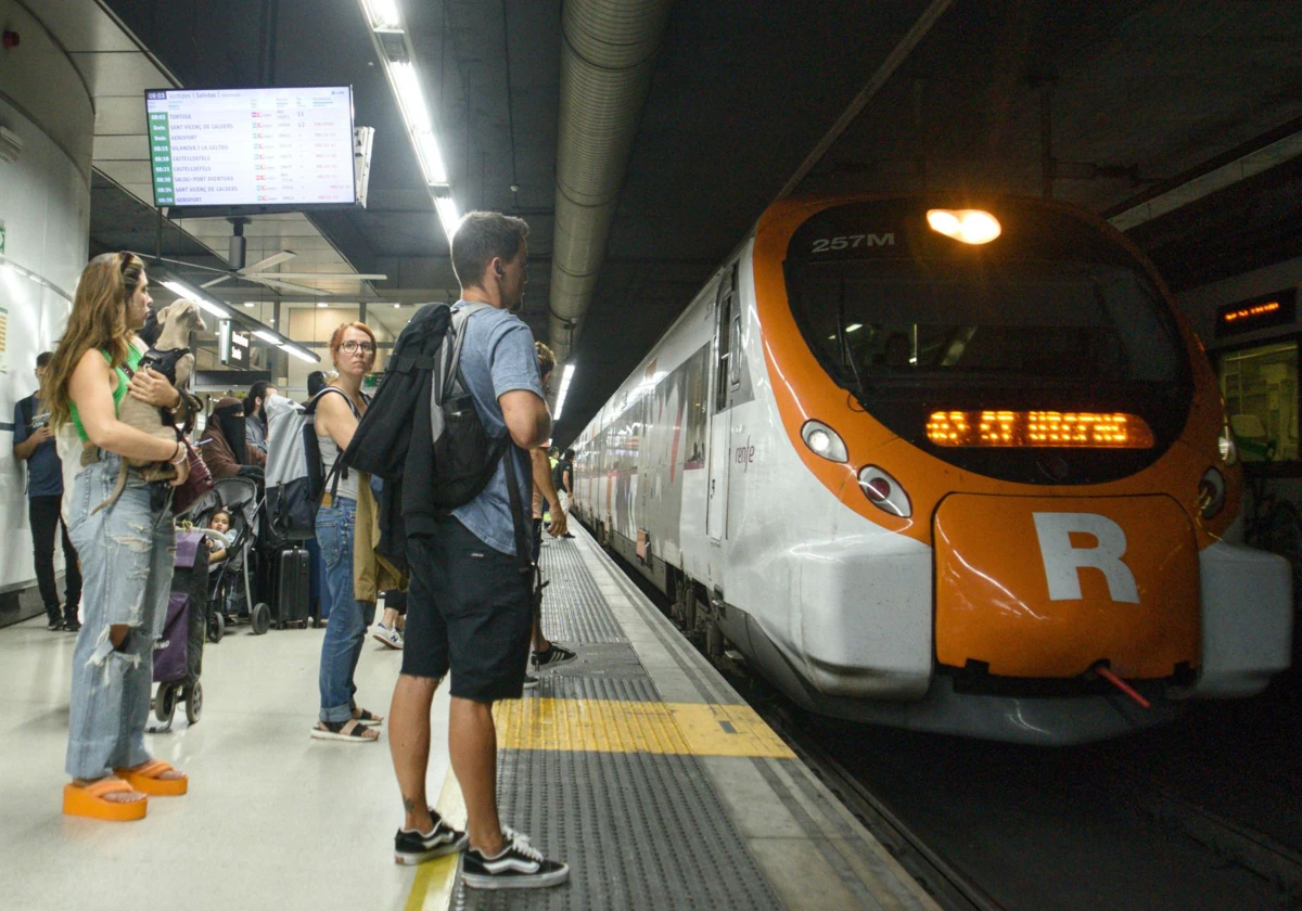 Las Rodalies de Cataluña, una infraestructura que Sánchez traslada a la Generalitat y por la que invierte más que en el entorno del resto de España