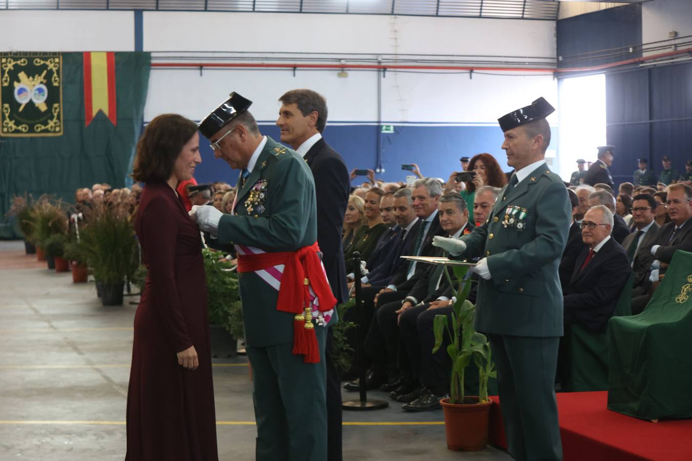 Celebración del día de la Virgen del Pilar en la comandancia de la Guardia Civil de Sevilla