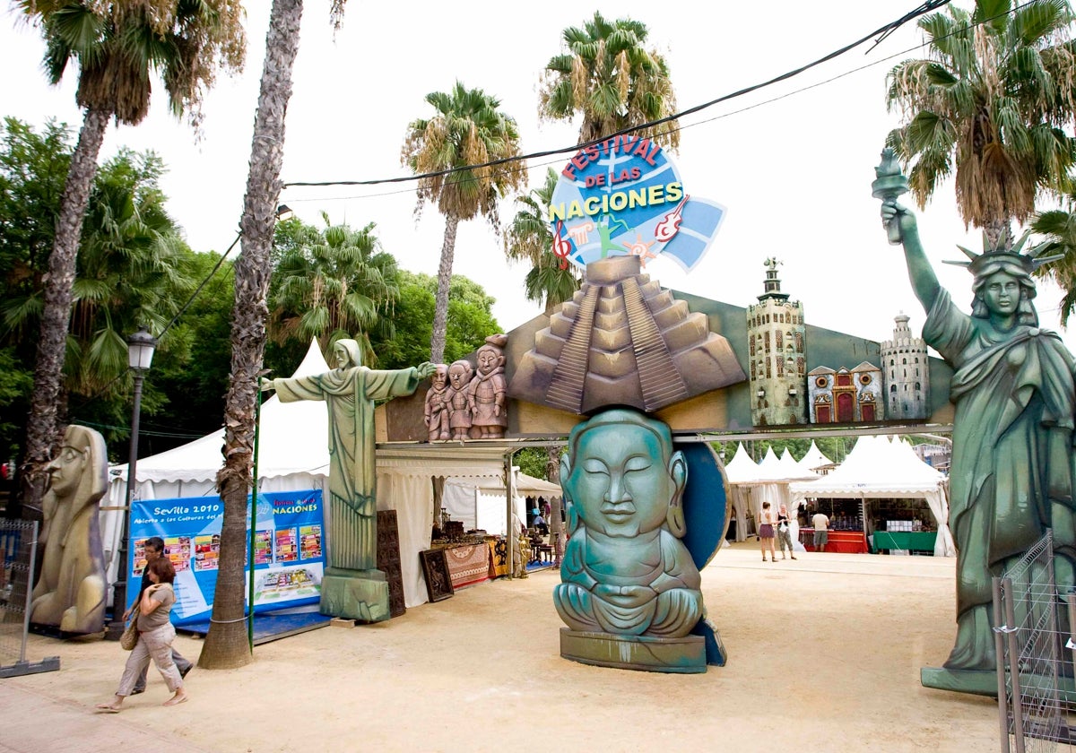 Imagen de una de las ediciones del Festival de las Naciones celebradas en Sevilla