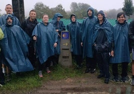 La ruta a la «reinserción» de seis presos de Sevilla II que han hecho el Camino de Santiago