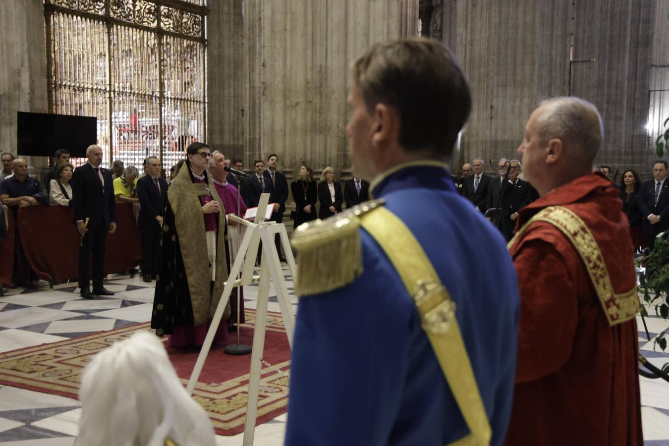 Homenaje ante la tumba de Colón en la Catedral de Sevilla y Te Deum en la capilla de la Virgen de la Antigua
