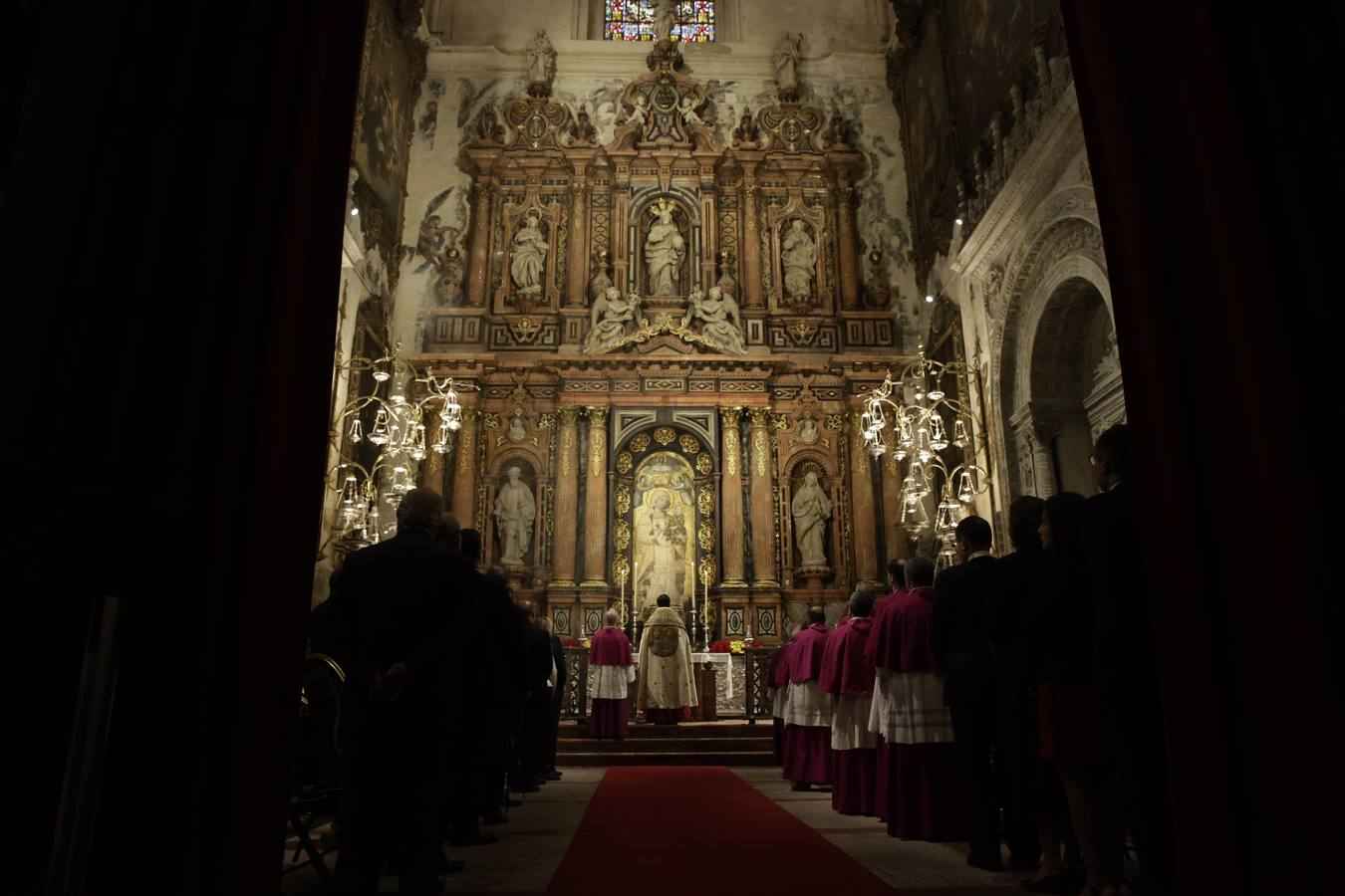Homenaje ante la tumba de Colón en la Catedral de Sevilla y Te Deum en la capilla de la Virgen de la Antigua