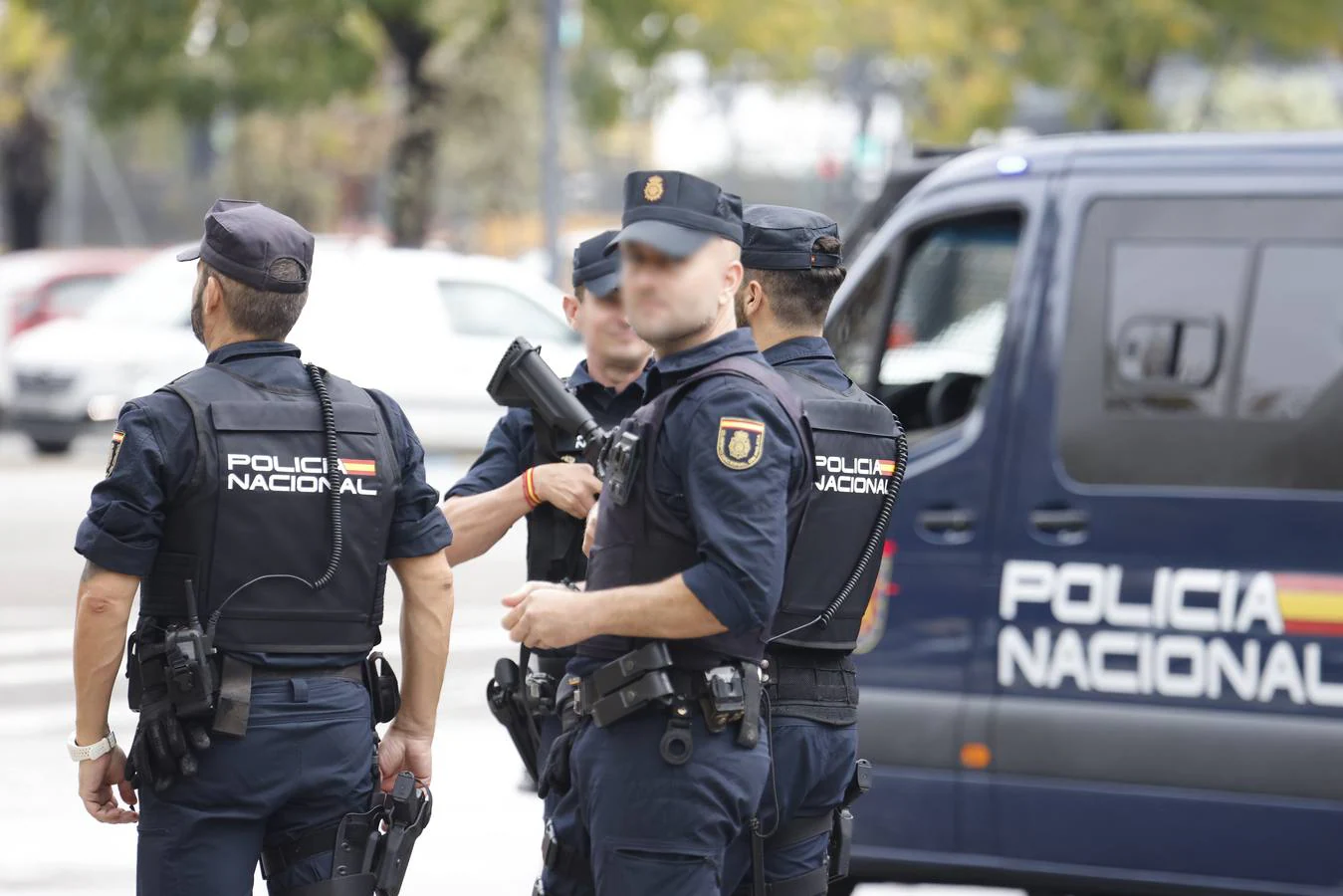 Gran operativo policial en el barrio de las Tres Mil Viviendas