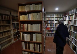 Andalucía celebra el Día de las Bibliotecas con cuentacuentos, visitas teatralizadas y encuentros con autores