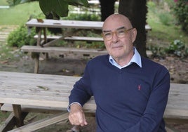 Joan Álvarez:  «Vivimos una especie de nostalgia por cosas que han pasado hace poco porque todo va muy rápido»