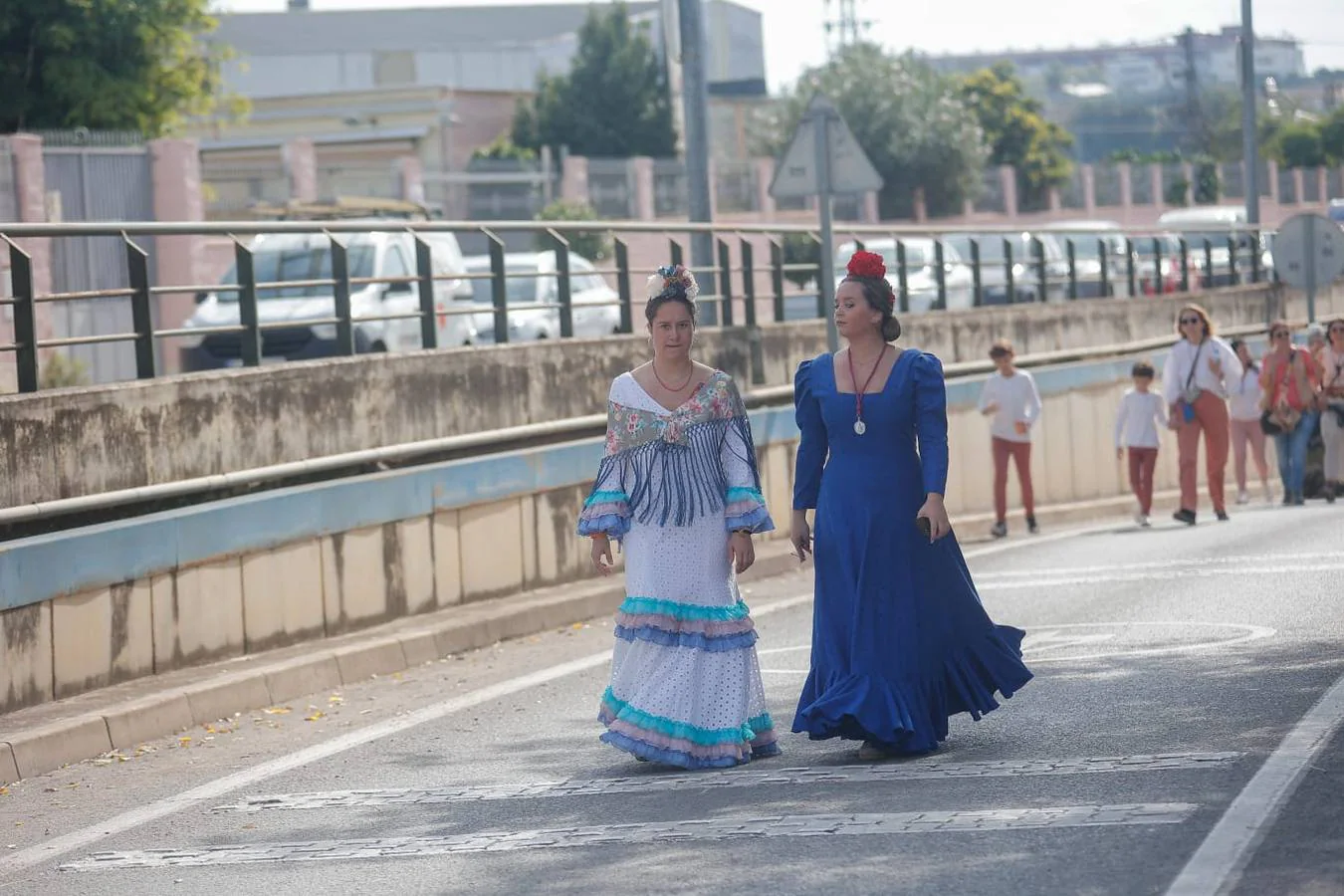 Uno de los momentos de la romería este domingo de la Virgen de Valme, acompañada de carrozas y fieles