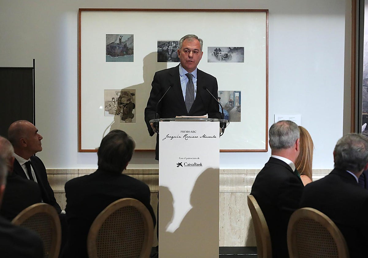 José Luis Sanz durante su intervención en el Premio Romero Murube