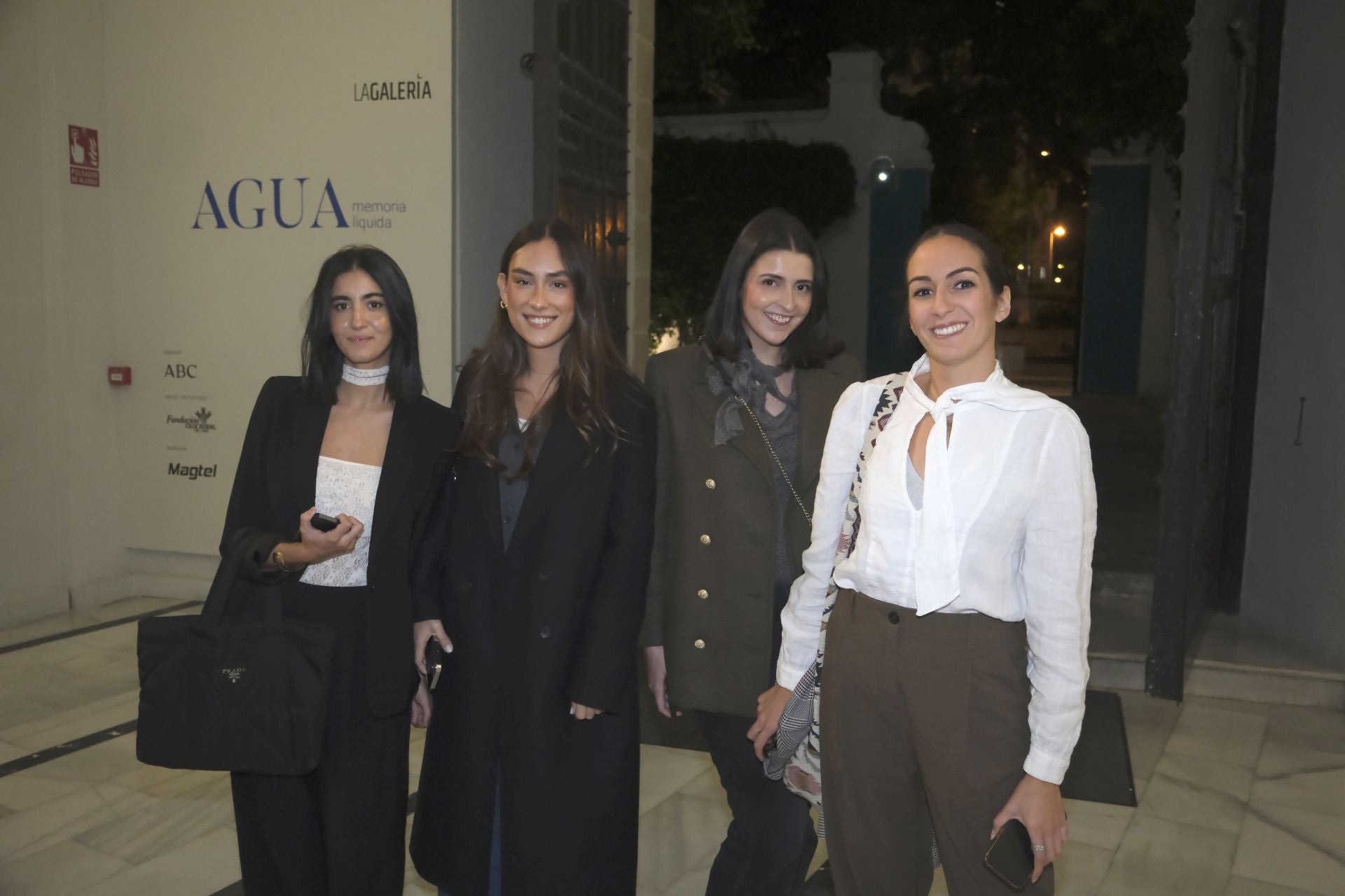 Malak Lahlou, Marta Poblete, Ángela Pradas y Estefanía Molina
