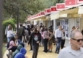 La Feria del Libro de Sevilla reanuda sus actividades este viernes y los expositores abrirán hasta el próximo miércoles