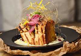 Uno de los mejores bocatas de España se come en Dos Hermanas