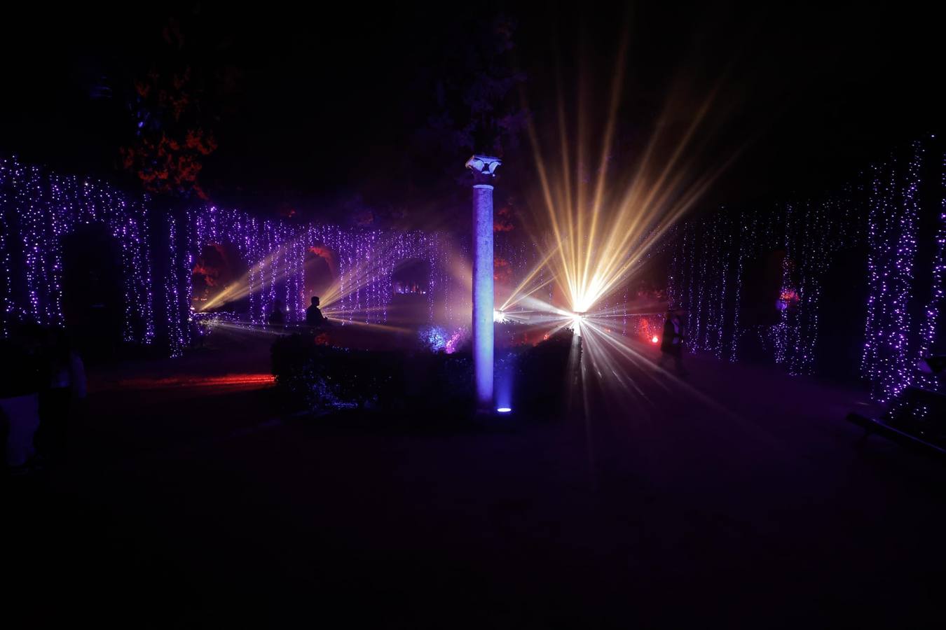 Espectáculo de Naturaleza Encendida en el Alcázar de Sevilla