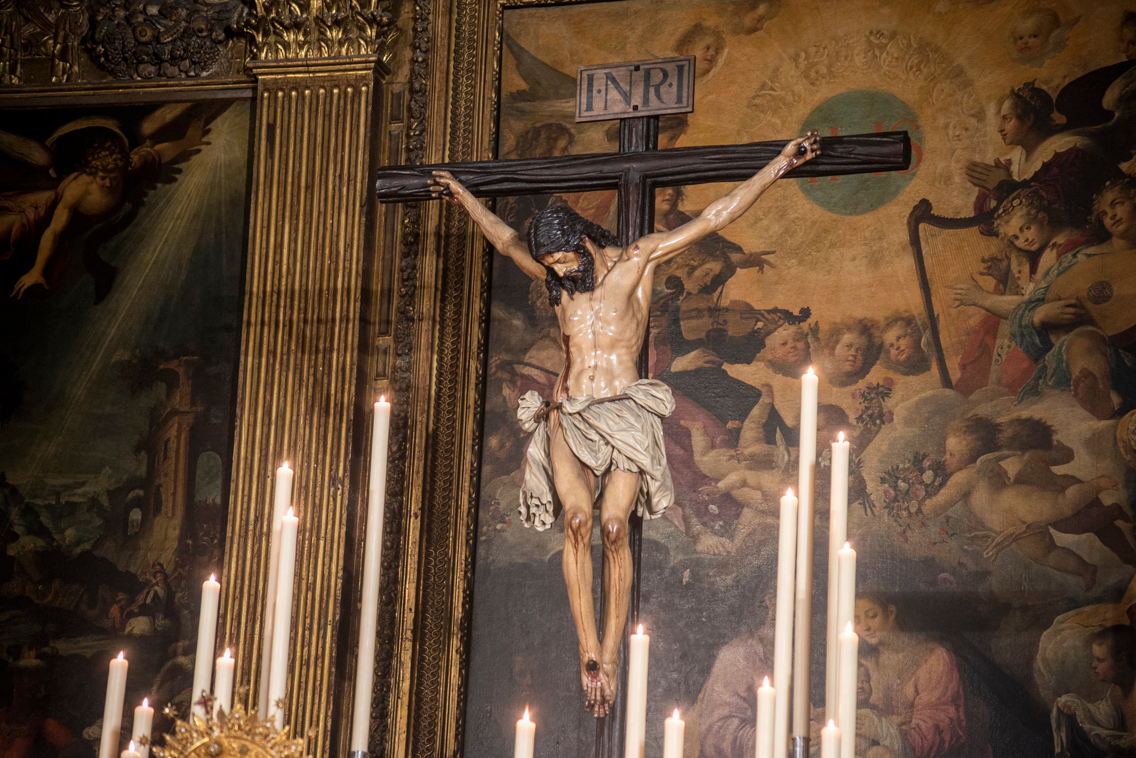 El Cristo de la Buena Muerte y la Virgen de la Angustia de los Estudiantes en la Anunciación