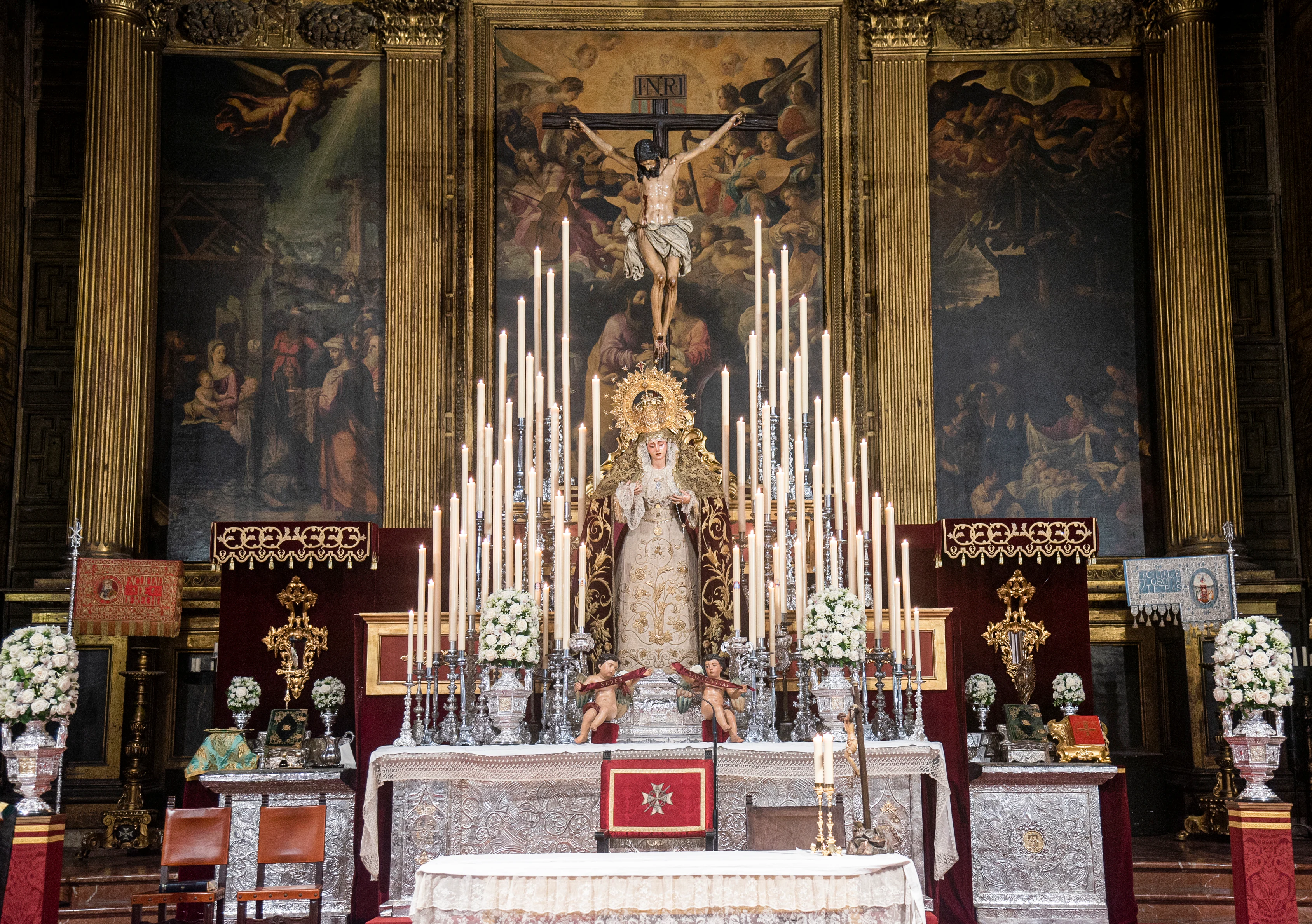 El Cristo de la Buena Muerte y la Virgen de la Angustia de los Estudiantes en la Anunciación