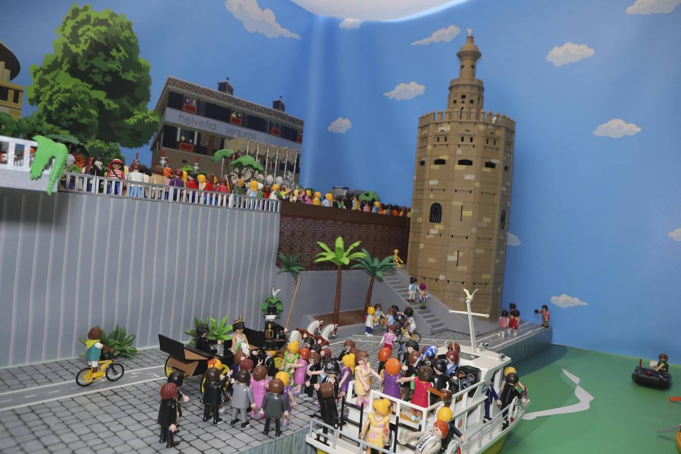 En la Magna de Playmobil se recrea lo que será esta procesión en diciembre en 14 metros de exposición