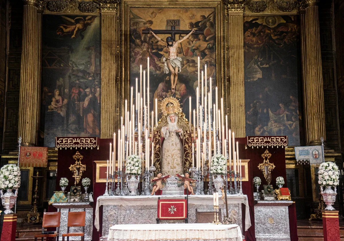 Altar del Centenario de Los Estudiantes en La Anunciación