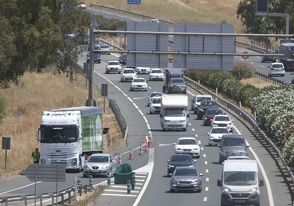 Las retenciones están complicando el tráfico de primera hora