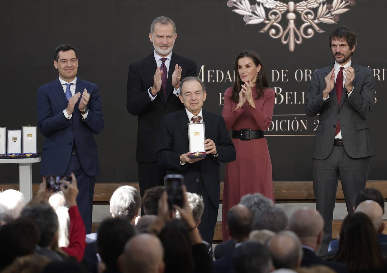 Acto de entrega de las Medallas de Bellas Artes celebrado en Sevilla