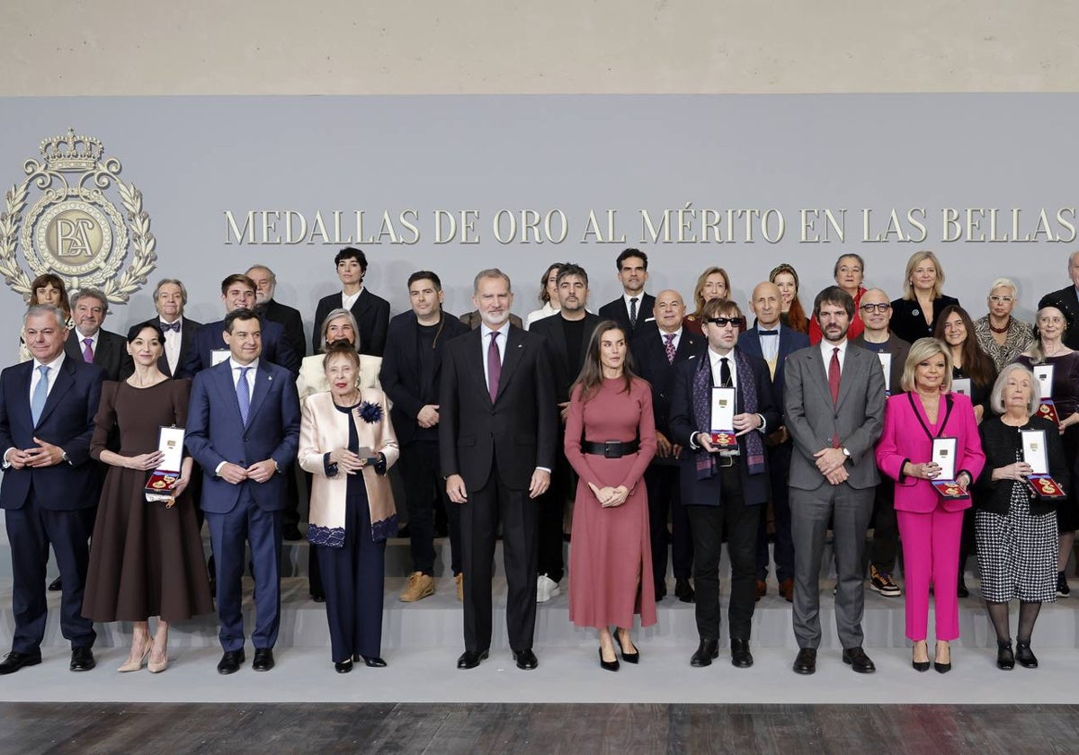 Acto de entrega de las Medallas de Bellas Artes celebrado en Sevilla